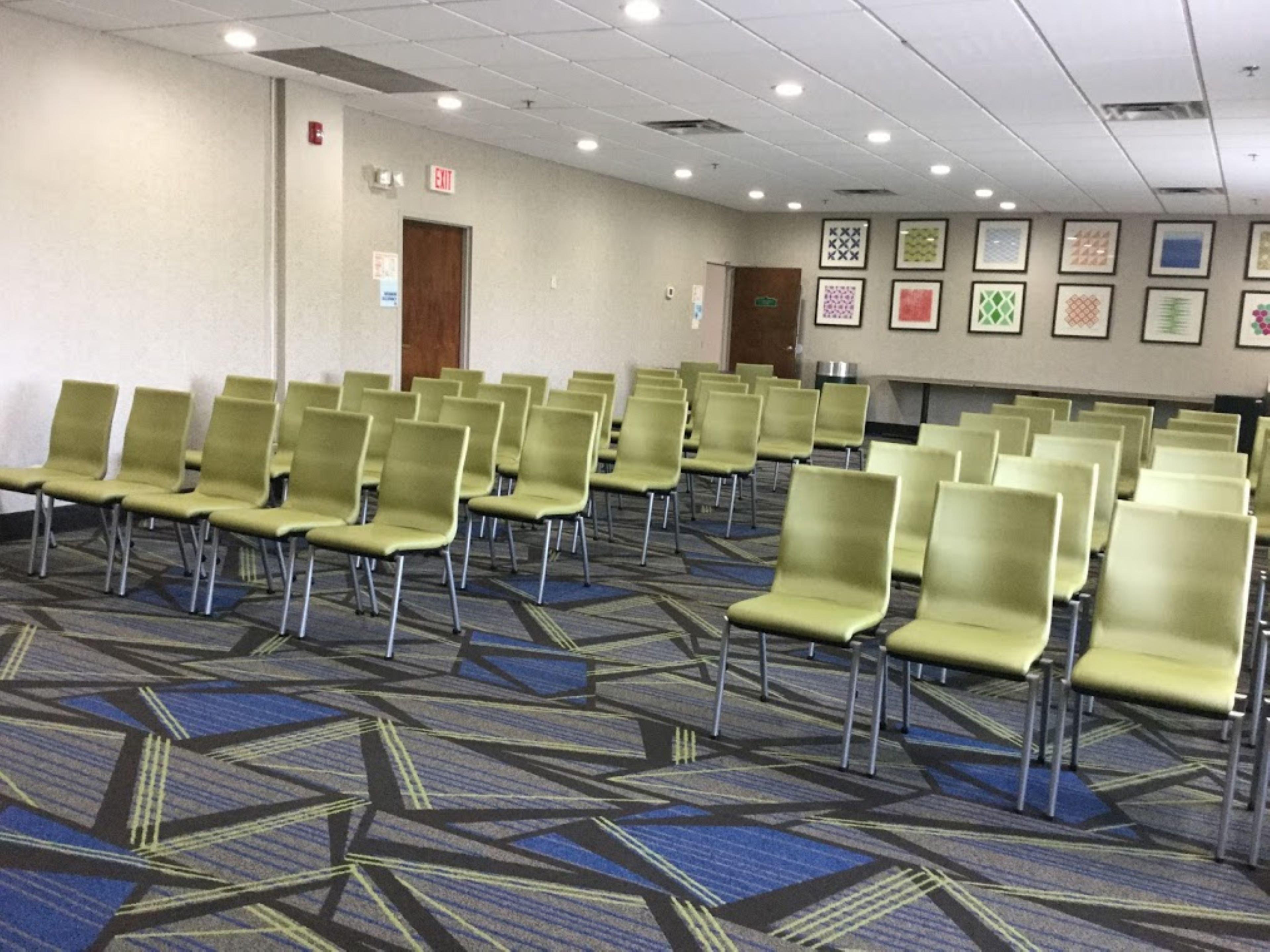 Holiday Inn Express Easton By Ihg Exterior photo