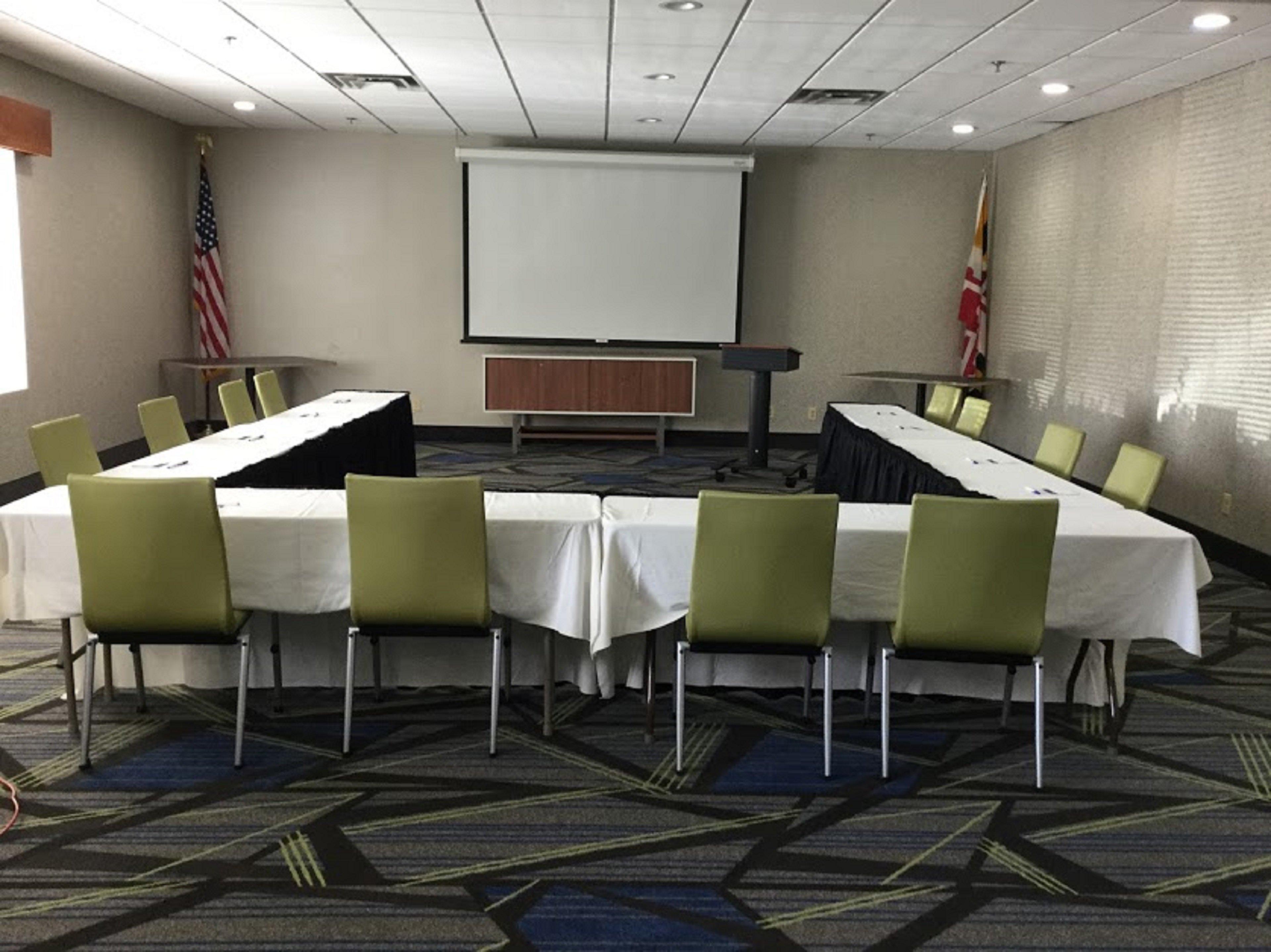 Holiday Inn Express Easton By Ihg Exterior photo