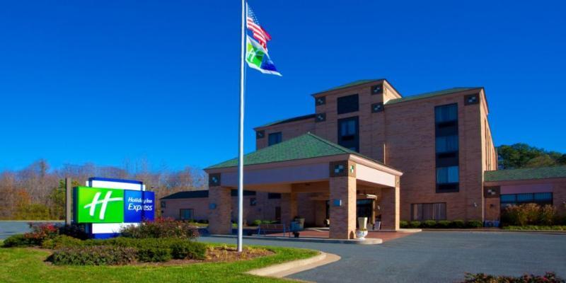 Holiday Inn Express Easton By Ihg Exterior photo